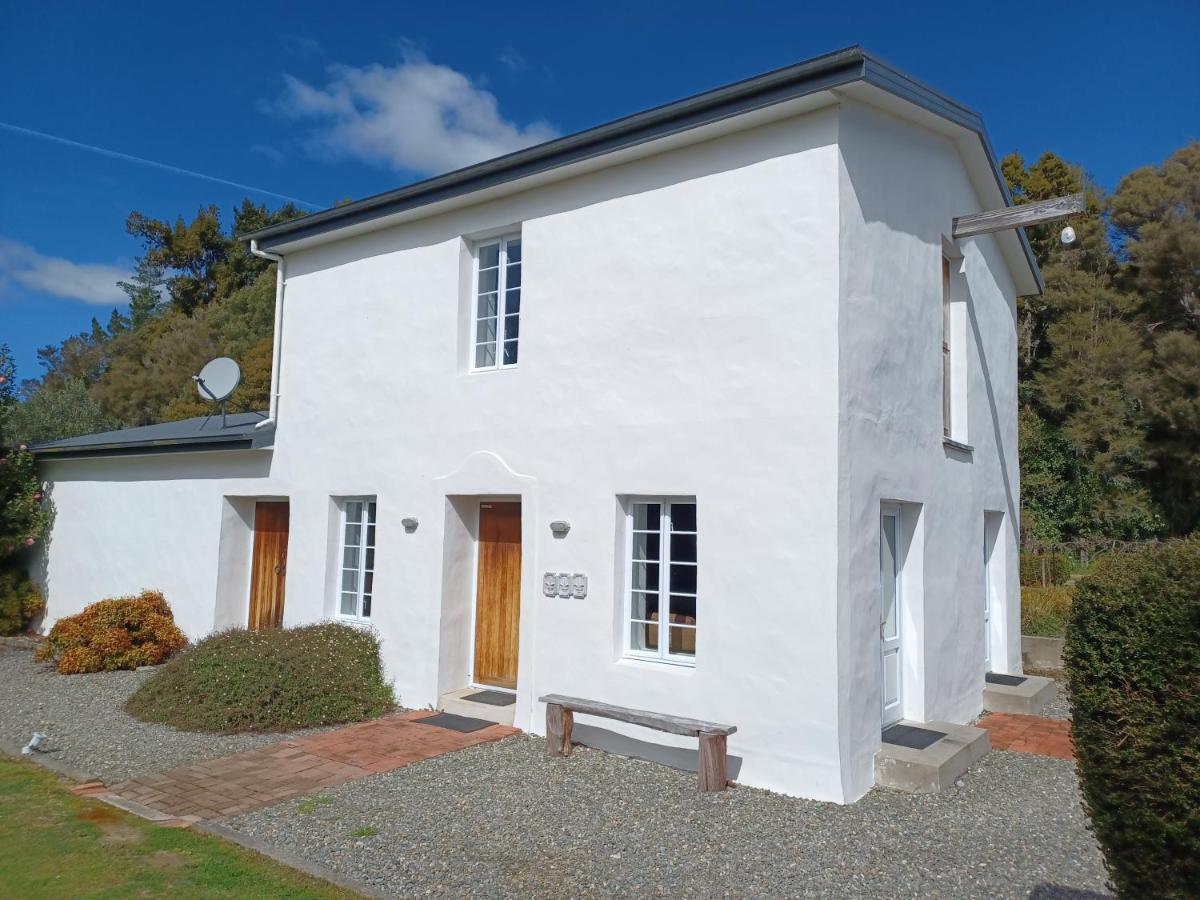 Pirita Vineyard Cottage. Upper Moutere Екстер'єр фото
