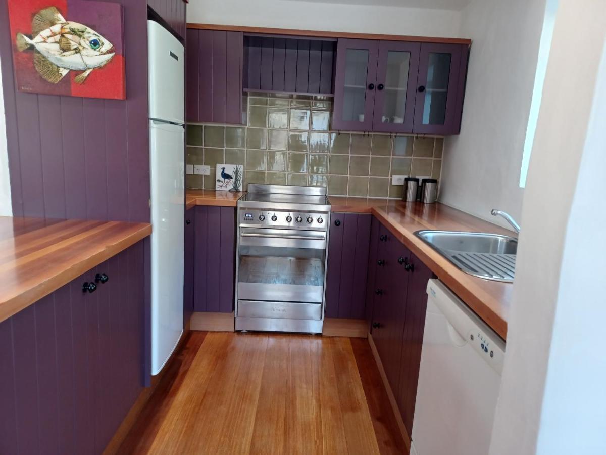 Pirita Vineyard Cottage. Upper Moutere Екстер'єр фото